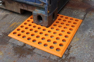 MAT DUNNAGE HEAVY DUTY SOLID, DECKMATE T:18MM 400X400MM