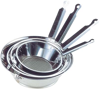 OIL STRAINER TIN DIAM 218MM